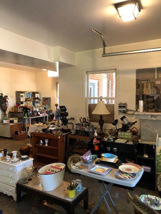 Estate sale with Antiques in Lynchburg, VA starts on 4/15/2023