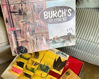 Fly tying kit