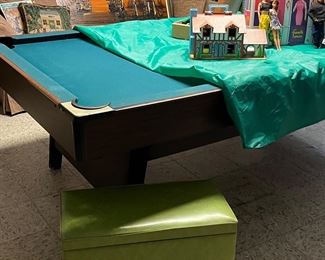 Super cute green vintage storage seat