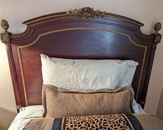 Headboard detail of the twin beds.