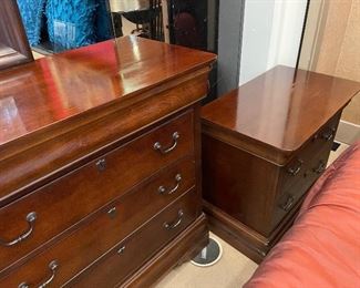 Broyhill Bedroom Furniture