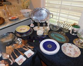 JUDAICA AND SILVERPLATE 