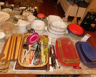 HOUSEHOLD & KITCHENWARE