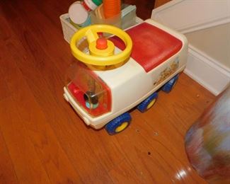 VINTAGE CHILDS TOY