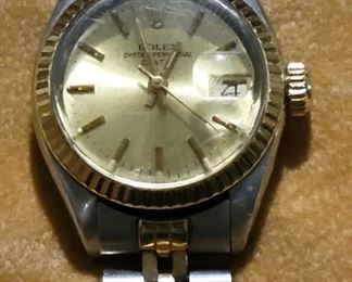 Ladies 18k/Stainless Date Rolex Watch