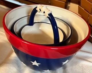 Stars and Stripes bowl set