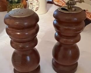 Vintage wood salt and pepper set