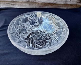 Lot 26 - Lalique "Pinsons" Bowl