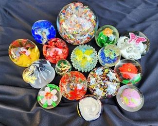 Lot 69 - Glass Paperweight Collection