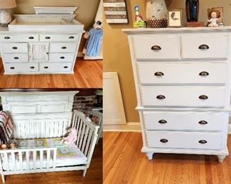 Lot 87 - Heritage Baby Products Bedroom Set