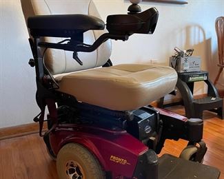 Needs a new battery but a very nice and expensive retail item