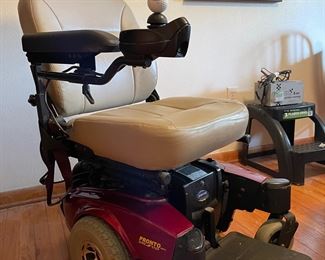 Needs a new battery, nice expensive retail item