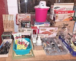 Range of useful kitchen items, some new in box.  Many quality knives and gadgets.  Cutlery sets in bags. 