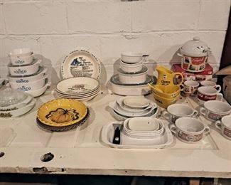 Corel ware, ceramic pie plates, Campbells soup collectible set. 