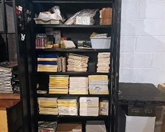 Office supplies from the 90's.  Note paper and all sorts of other stuff. 