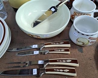 Sample of many attractive and unused knives, many still new in box. 
