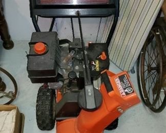 Ariens ST724 Snowblower