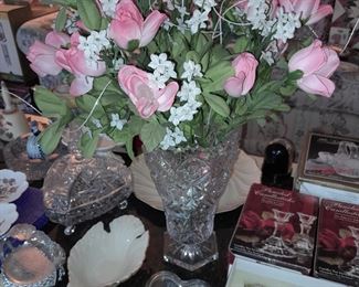 Crystal Vase W/ Flowers
