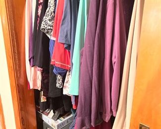 Ladies Clothing Larger Sizes