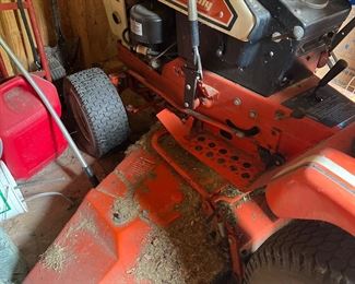 Simplicity Ride on Lawn Mower