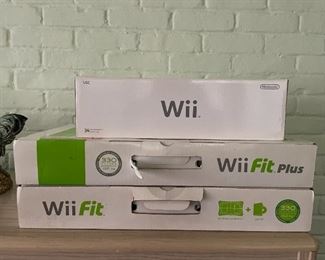 Wii & Wii Fit Plus