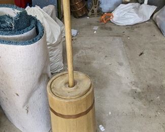 Butter churn 