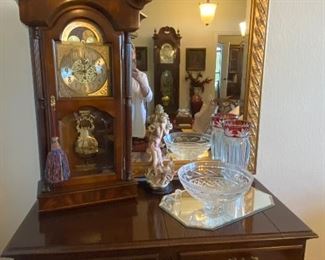Vintage mantle clocks