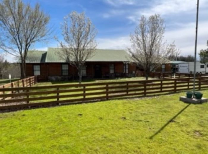 Talihina Sale by MIss Nellies Estate Sales starts on 4/21/2023