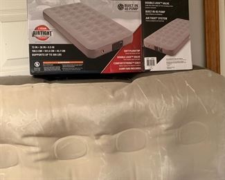 New Coleman twin air mattress