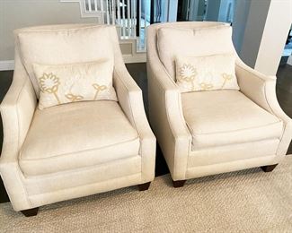 Decor to Your Door Ivory Arm Chair Pair
