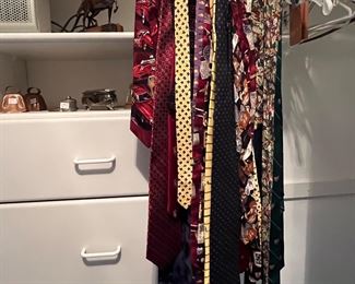 Men’s ties