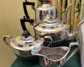 Lovely 4 piece vintage tea Service