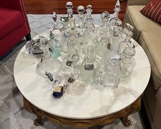 Glass decanters and glass stoppers