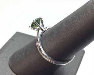 14KT GOLD GREEN TREATED DIAMOND RING, 3.2g, SIZE 7 1/4,