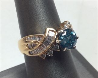 14KT GOLD & BLUE DIAMOND RING, 7.4g, SIZE 8,