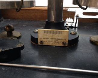 ANTIQUE WILHELM SPOERHASE ANALYTICAL SCALES