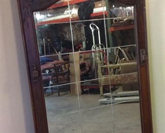 LARGE STANDING MIRROR