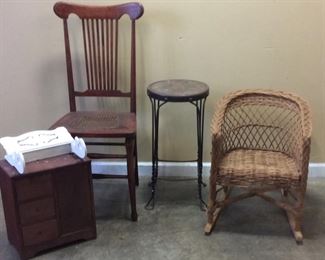 VINTAGE FURNITURE GROUP