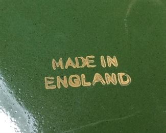  VTG. SIDE BY SIDE TEA & COFFEE SET