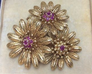 TIFFANY & CO 18KT GOLD & RUBY BROOCH