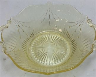 VINTAGE FOSTORIA YELLOW BOWL