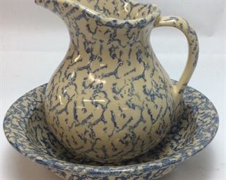 ROSEVILLE SPATTERWARE PITCHER