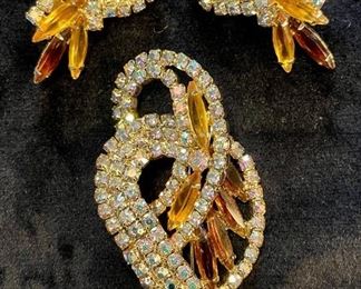02 B. David Brooch And Earrings Gold