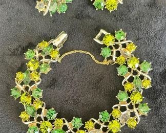 Assortment Of Green Stone Jewelry