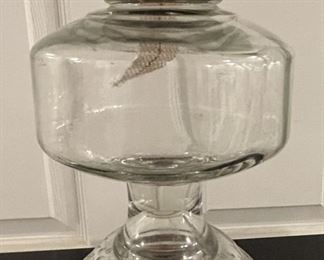 A clear glass oil lamp, need a chimney