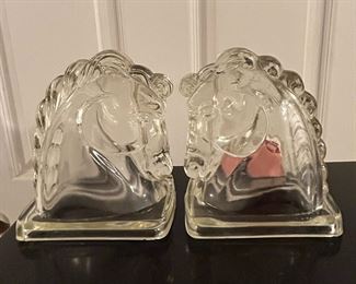 Set of 2 clear horse heads bookend 