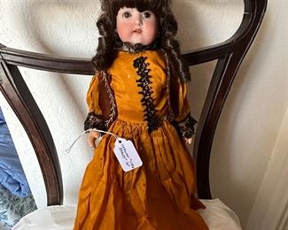 German "Littlw Beauty" doll 16"