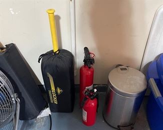 Fire extinguishers, Trashcan