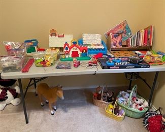 Kid's toys, games, Books, stuffed animals, Fisher Price