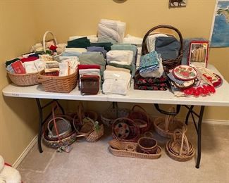 Linens, Baskets